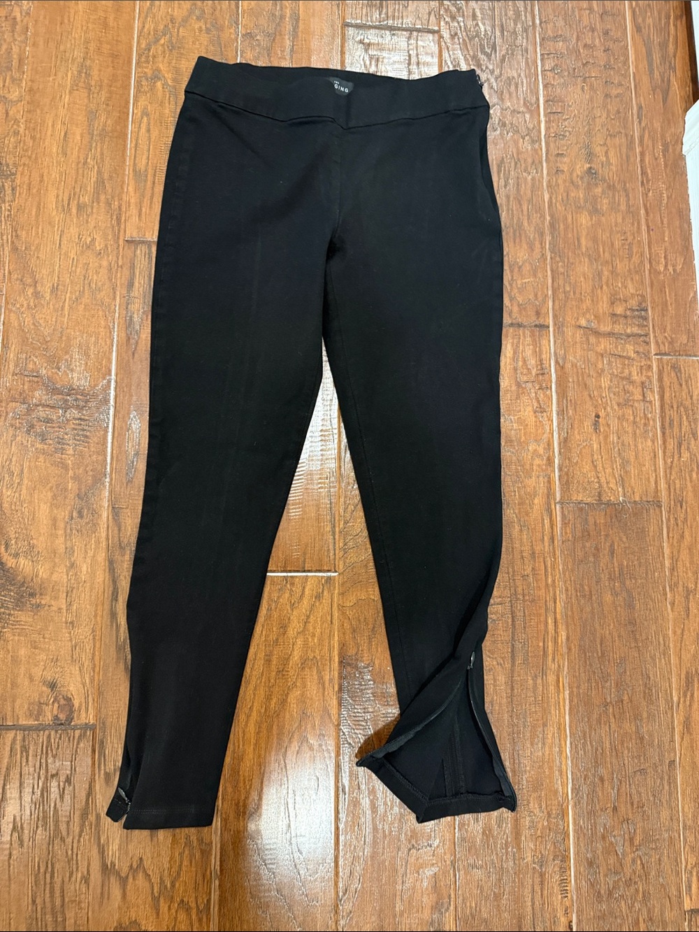 White House Black Market Black Skinny Pants with Waist and Ankle Zips